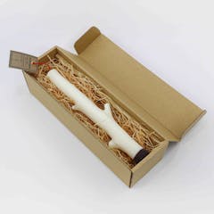 小枝から型を取って作ったろうそく